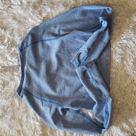 NWOT Gymshark Workout Crop Top size M - Picture 2 of 3